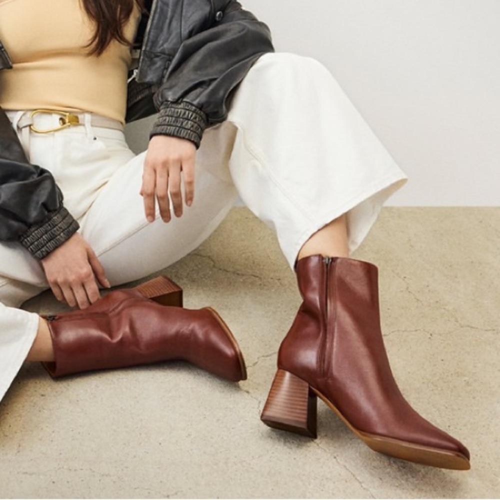 Marc Fisher Floria Square Toe Boot sz 9